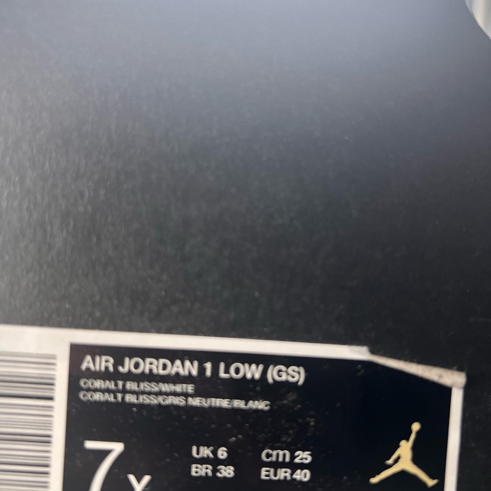Jordan kid size - Picture 2 of 2
